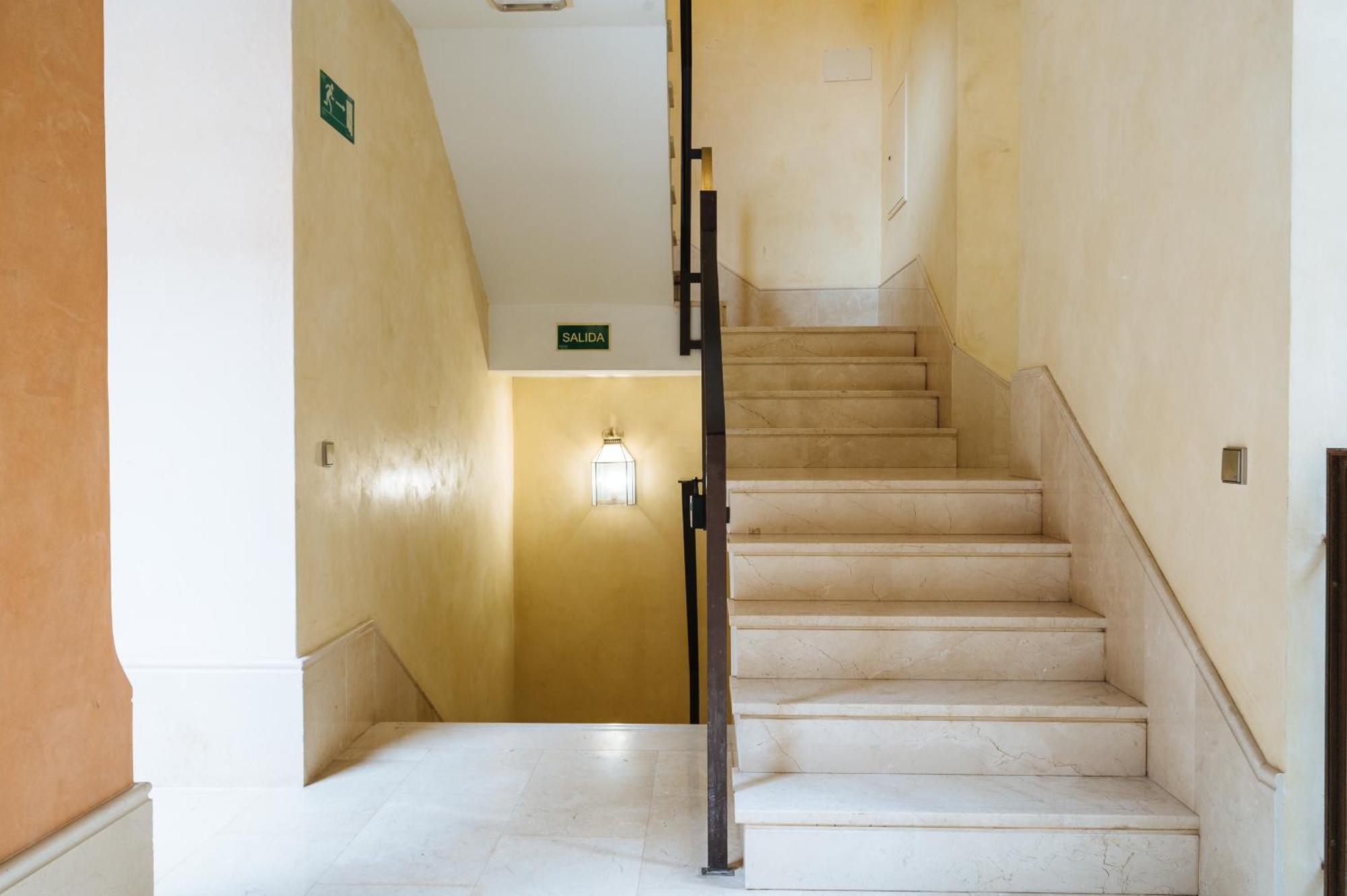 Apartamentos La Vistosona Sevilla Eksteriør bilde