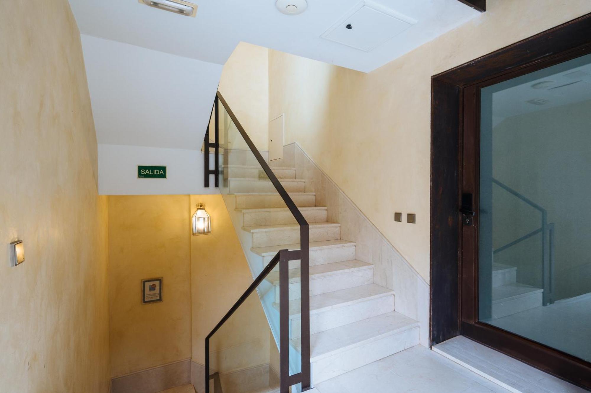 Apartamentos La Vistosona Sevilla Eksteriør bilde